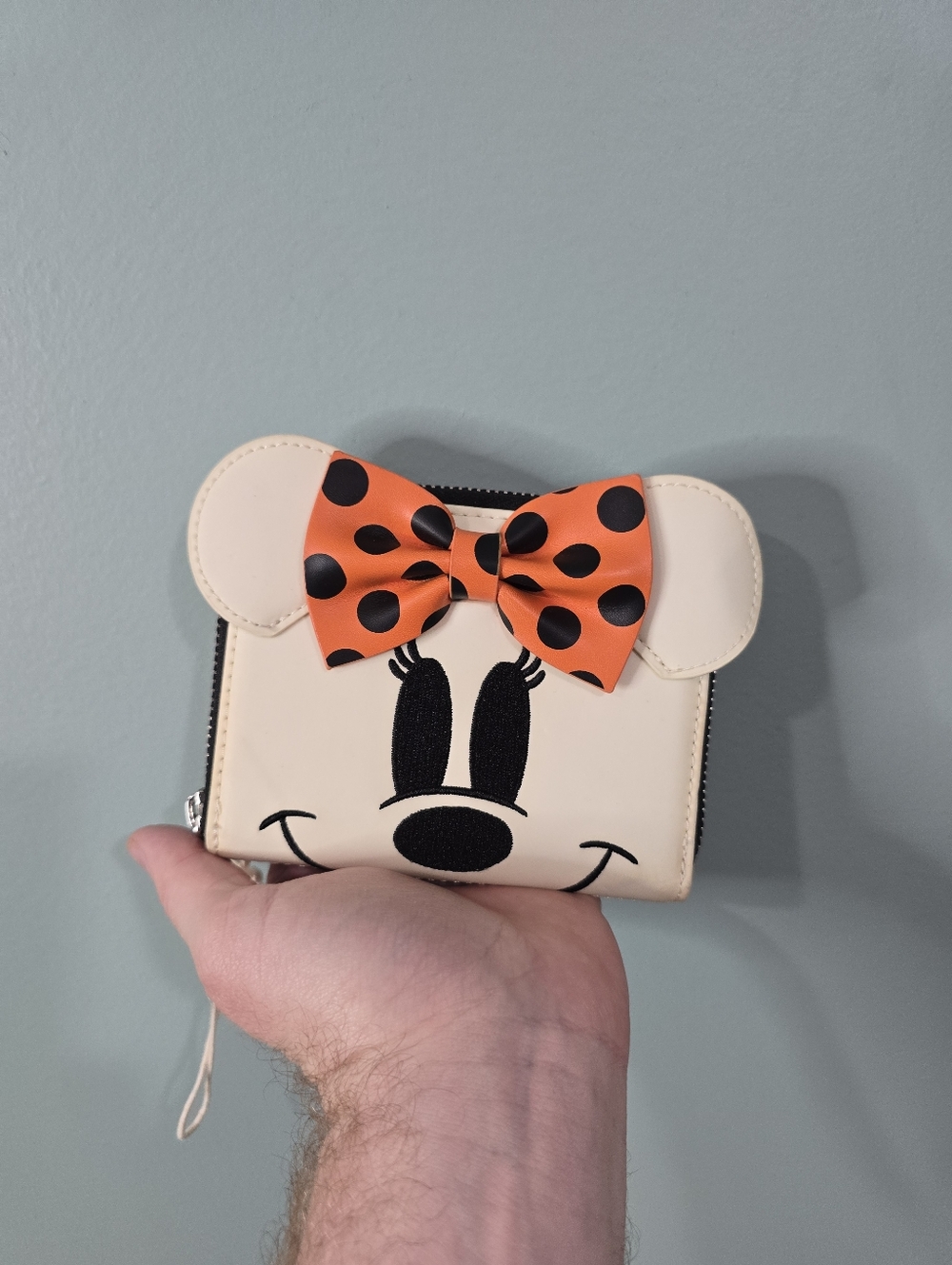 Loungefly Disney Minnie Mouse Ghost Glow in the Dark Wallet Halloween Costume